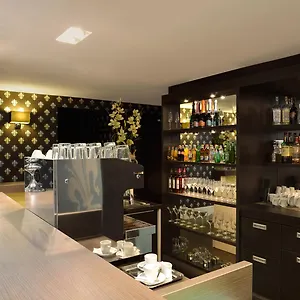 4* Отель La Prima Fashion