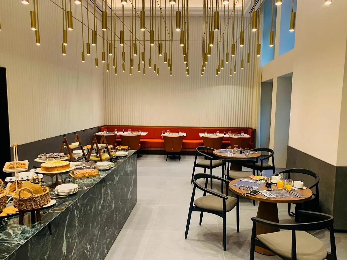 Kozmo Hotel Suites & Spa - Small Luxury Hotels Of The World 布达佩斯