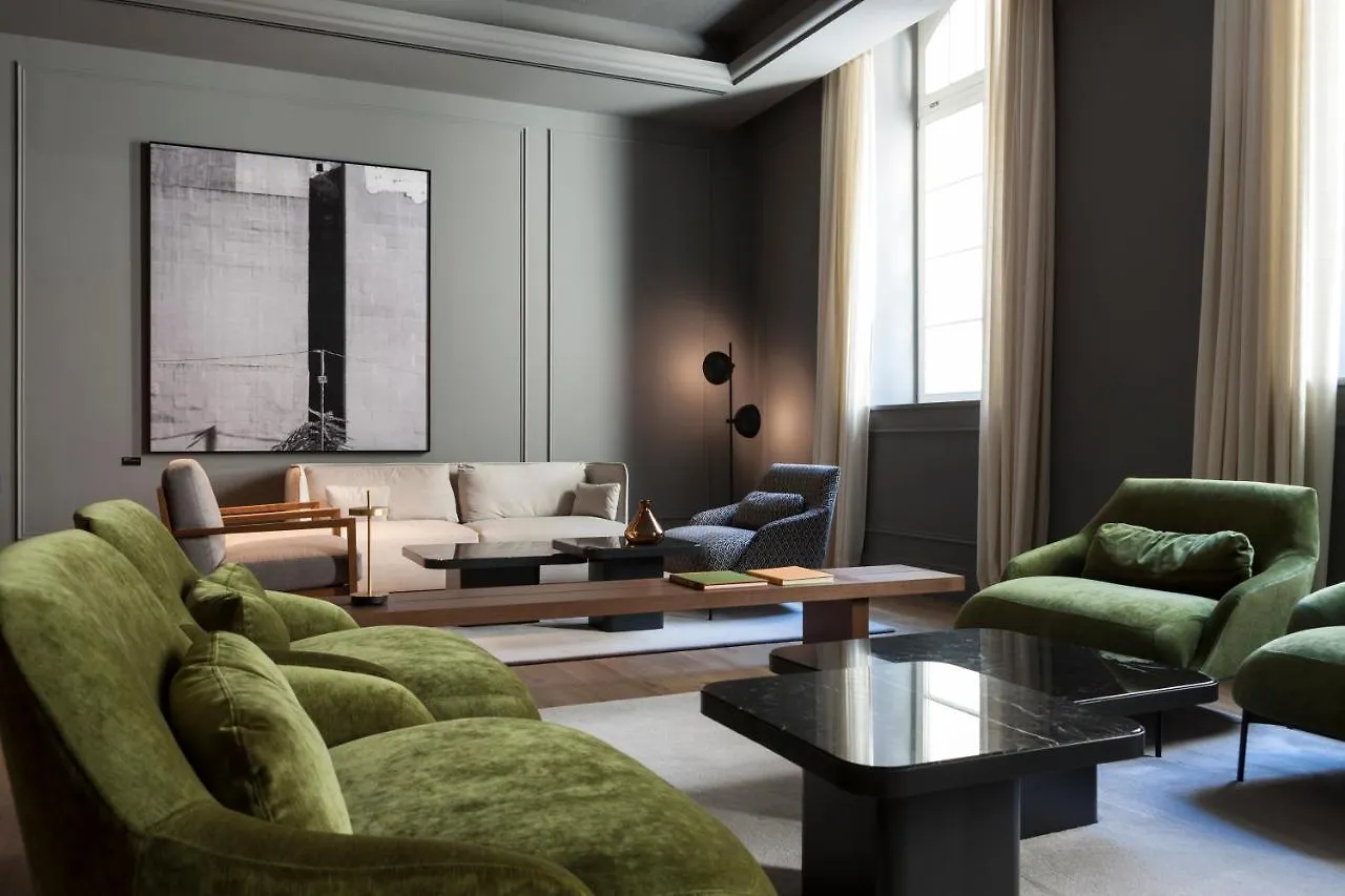 Kozmo Hotel Suites & Spa - Small Luxury Hotels Of The World 부다페스트