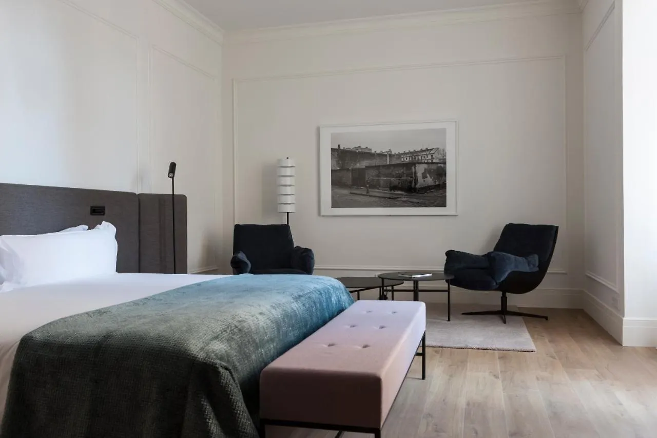 Kozmo Hotel Suites & Spa - Small Luxury Hotels Of The World 부다페스트 5*,  헝가리