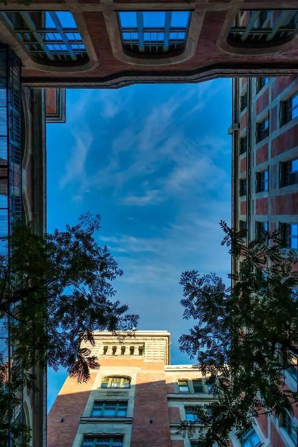 Kozmo Hotel Suites & Spa - Small Luxury Hotels Of The World 부다페스트 5*,  헝가리