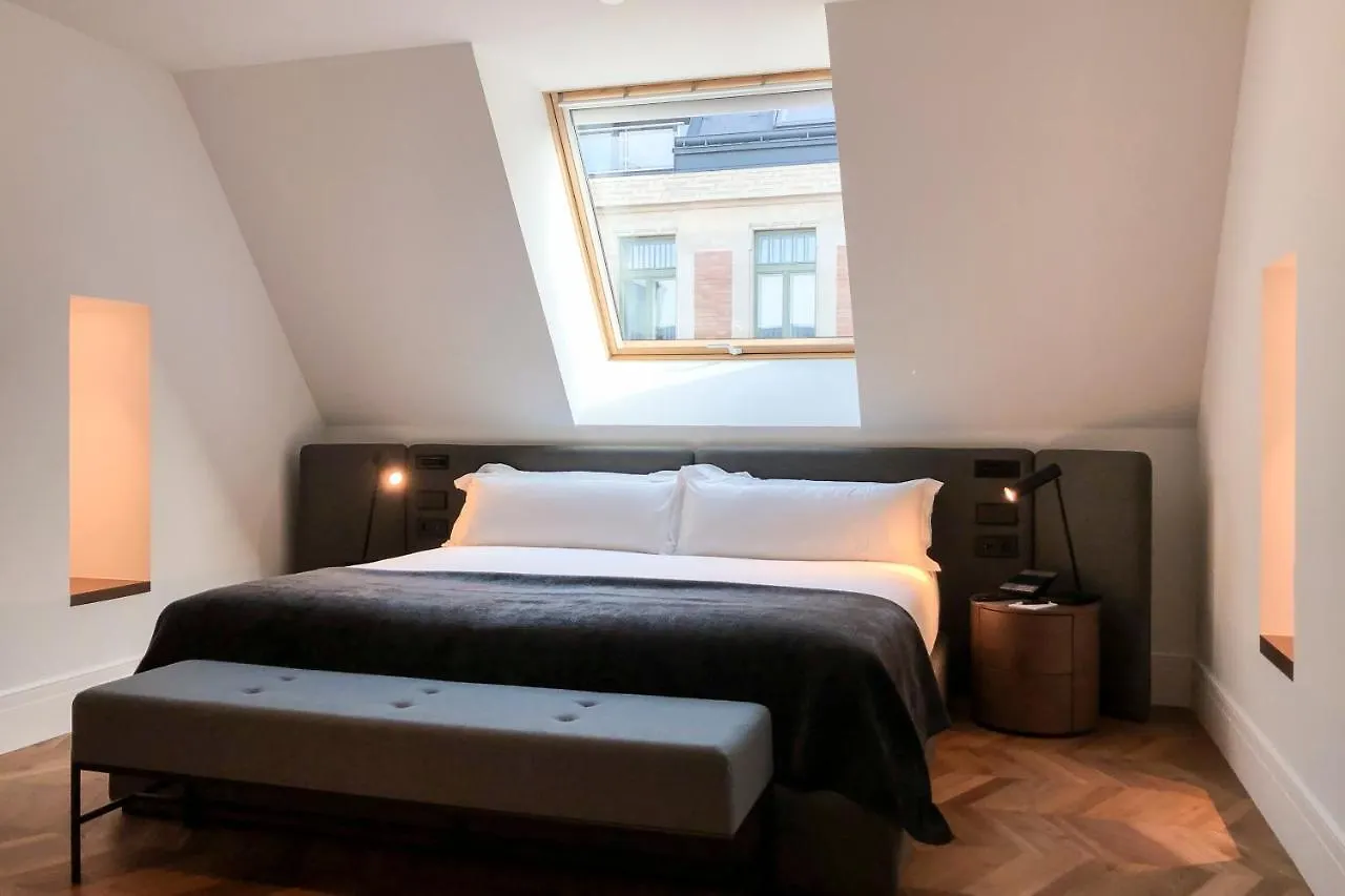 *****  Kozmo Hotel Suites & Spa - Small Luxury Hotels Of The World 부다페스트 헝가리